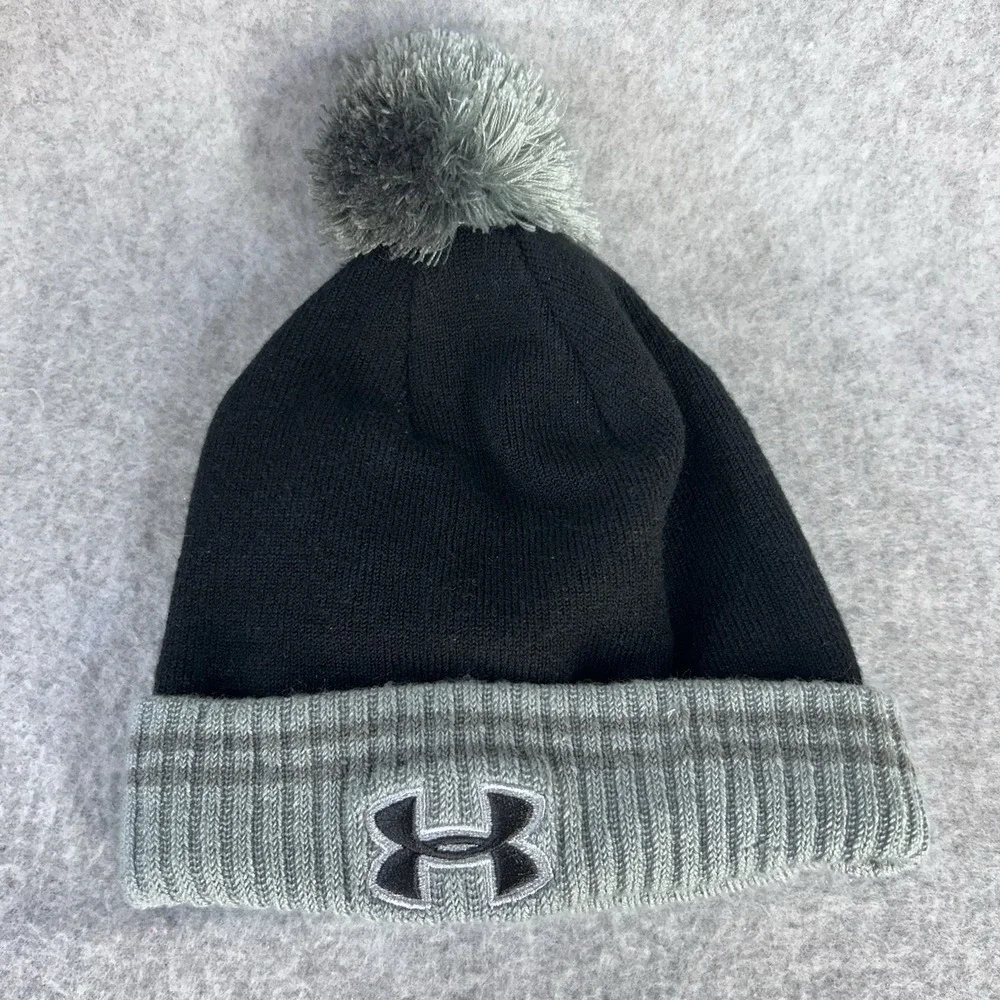 Under Armour Youth Stephen Curry SC Pom Beanie Hat Black Gray OSFA Cuffed Knit